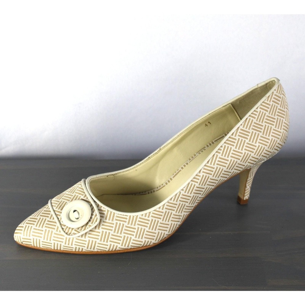VTG Beyond Skin Vegan Leather Heels Pump Women 10.5 Beige Geometric Old Money